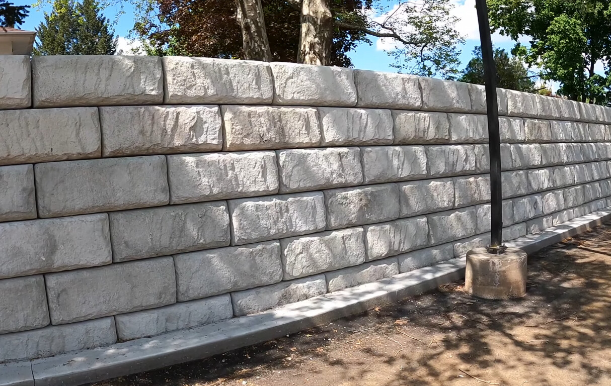 Professional retaining wall construction in La Habra, CA